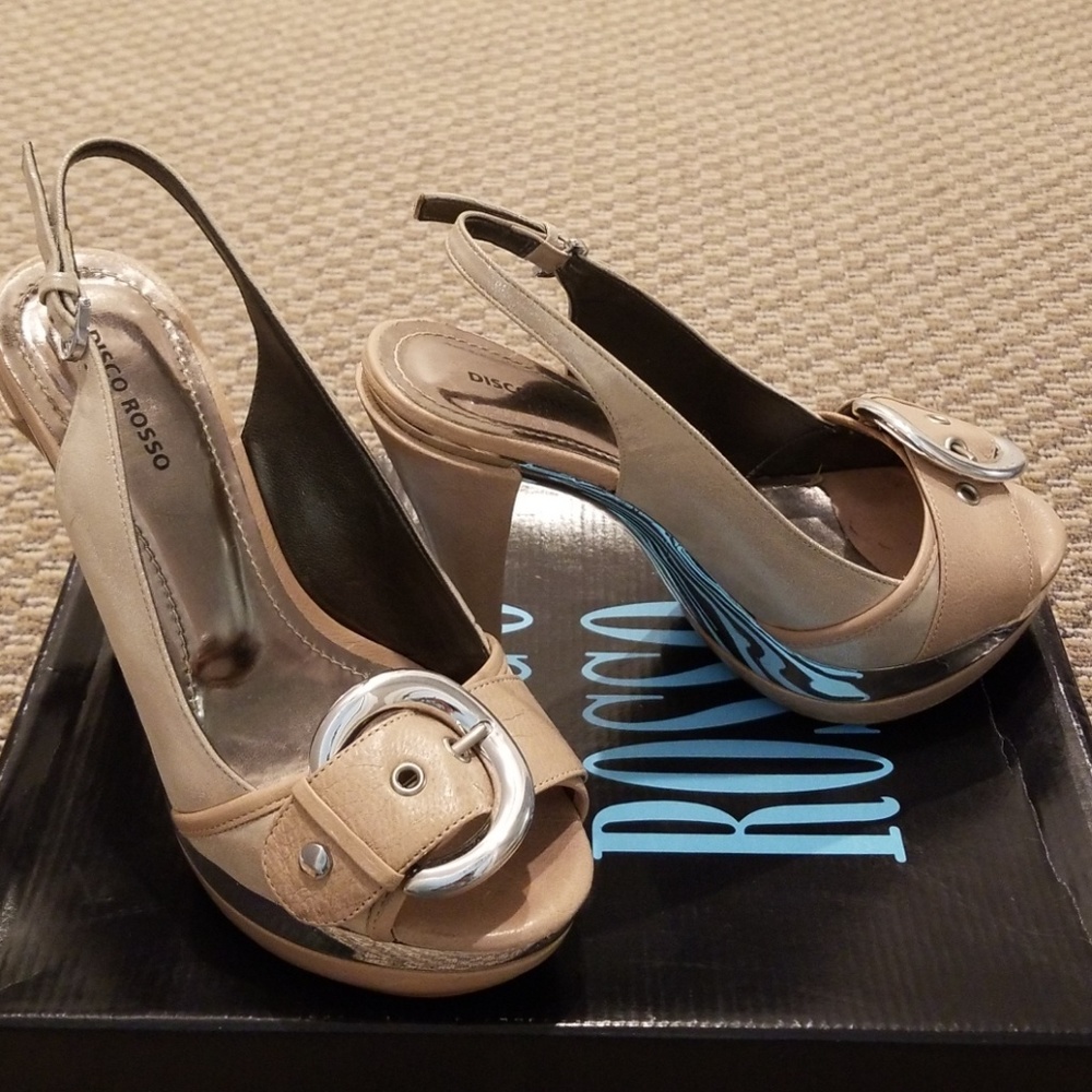 Beautiful Beige Sandal with Silver Buckles
